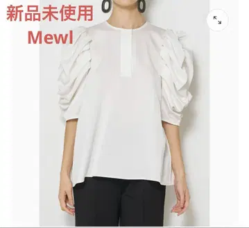 Mewl 볼륨 퍼프 슬리브 블라우스