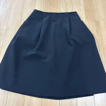 FOXEY NEW YORK 블랙 플레어 스커트 38