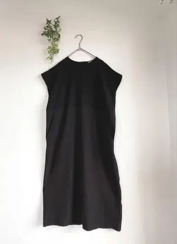 STYLEMIXER 스타일 믹서기 새상품급 블랙 저지 절개 롱 원피스