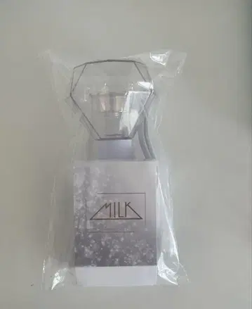 M!LK 응원봉 밀크 크리스탈 스틱 2개