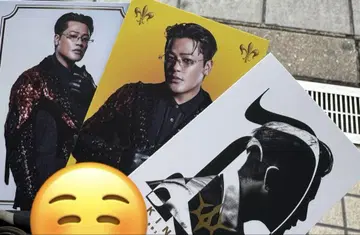 ELLY KINGDOM 포토 카드 II 시크릿 컴프