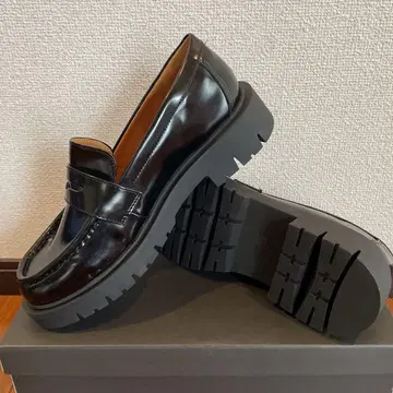 유니클로 C 네이비 느낌 터치 로퍼 24.5cm