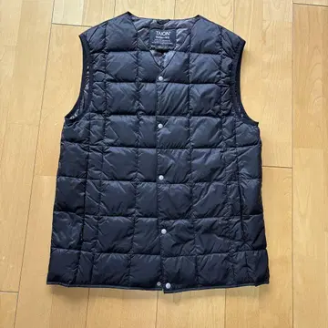 TAION BLACK 다운 베스트 S