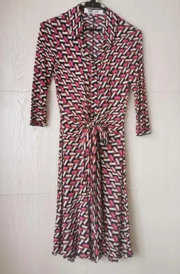 Diane von Furstenberg 무릎 기장 원피스
