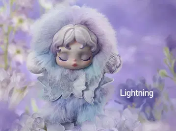POPMART SKULLPANDA 스컬 팬더 Lightning