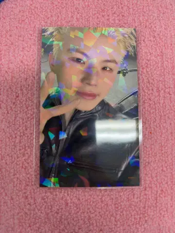 세븐틴 유니버셜 라키드로 우지