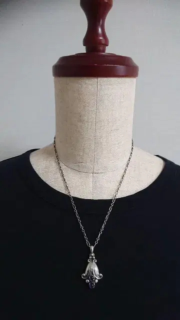 조지 젠슨 실버 목걸이