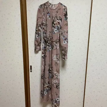 꽃무늬 핑크 맥시 드레스, 훌라 댄스 드레스.