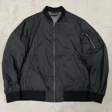 새상품급 유니클로 MA-1 플라이트 자켓 블랙 R-7707