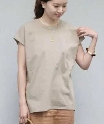 IENA 라운드 테일 풀오버 티셔츠