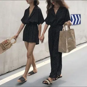 도트 무늬 숏 기장 셋업