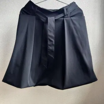 FOXY NEW YORK 블랙 미디 스커트 40