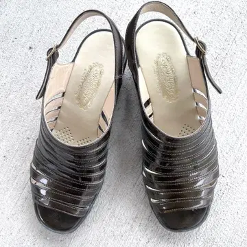 긴자 요시노야] 롱셀러 샌들 다크 브라운 23.0cm