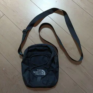 THE NORTH FACE 블랙 숄더백