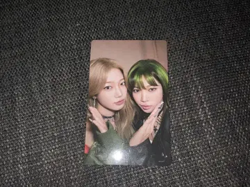 채원 카즈하 LE SSERAFIM 르세라핌 DIFFERENT