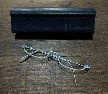 오니 안경 언더 림