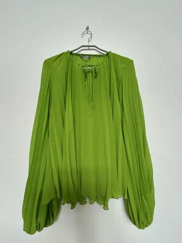 자라 플리츠 디자인 벌룬 슬리브 블라우스 S 사이즈 그린