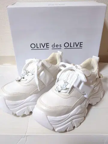 OLIVE des OLIVE 엔젤 키티 스니커즈 22.5cm (S)