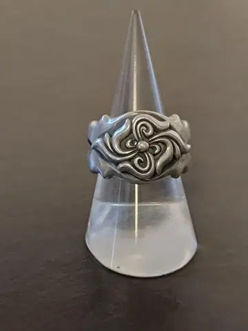 Shin's Sculpture 신즈 스컬프처 ESC 반지