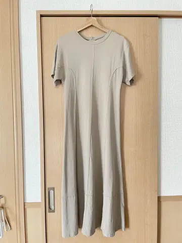상태 좋음 베이지 티셔츠 반팔 롱 원피스
