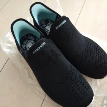 새상품급 스케쳐스 슬립인즈 25cm