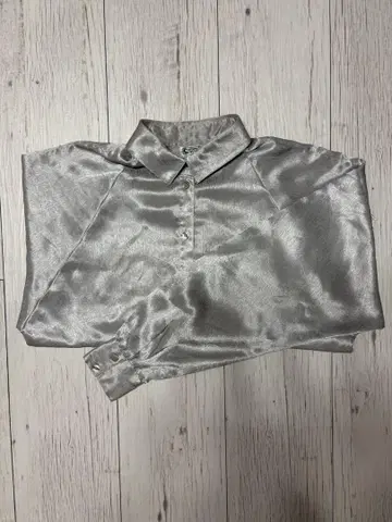 Campus Casuals 새틴 셔츠