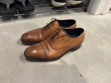 CHEANEY 스트레이트 팁 신발