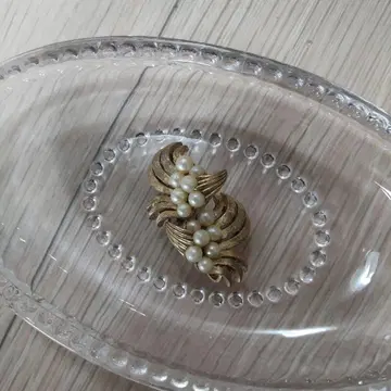 트리파리 앤티크 펄 장식 귀찌