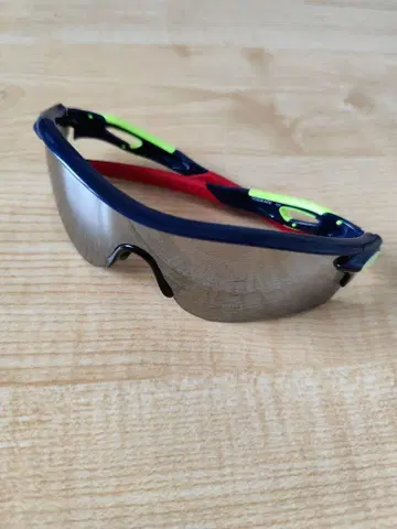 Oakley Radarlock Path 도쿄 야쿠르트 스와로즈