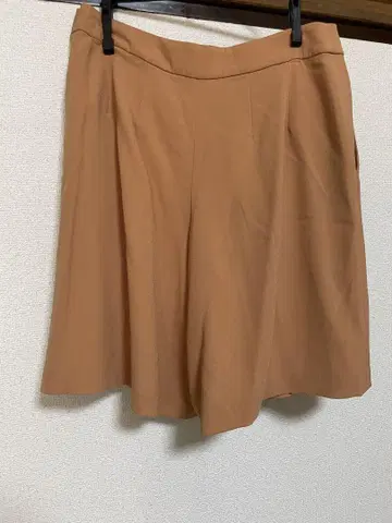 마르티니크 캐럿 스커트