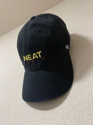 새상품 NEAT ITALY 47 brand 캡