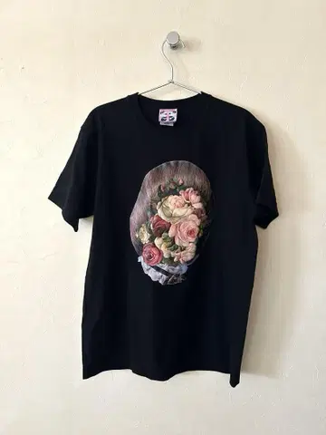 아차츄 무차초 입체 Flower Face 티셔츠