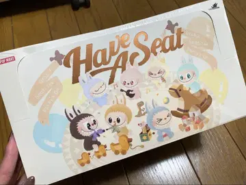 POP MART LABUBU Have A Seat 미개봉 새상품 러브부