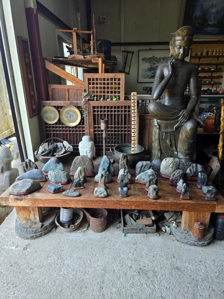 Namhan River Suseok Stones, 30 pieces