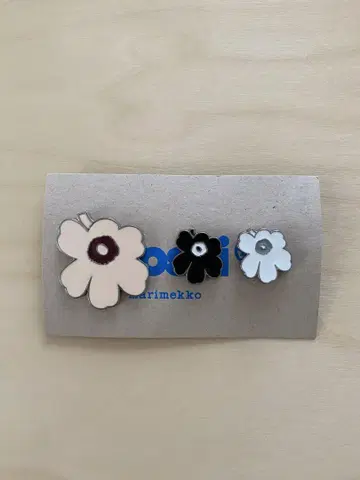 마리메꼬 새상품 Pumpuli Set II 핀 배지