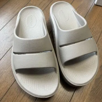 OOFOS/ 우포스 샌들 통굽