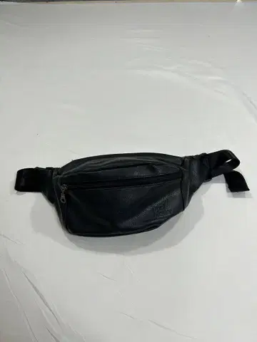 Dual Master 바디백 숄더백 블랙 인조 가죽