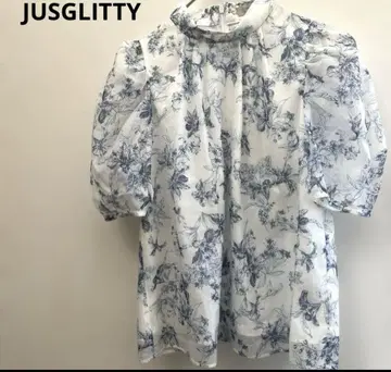 JUSGLITTY 플라워 푸딩 반팔 블라우스 앱와이어 리셰 마이 스트라다