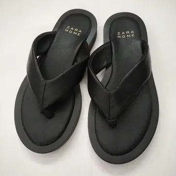 자라 홈 블랙 가죽 플립플랍 38