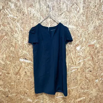 ZARA WOMAN 미니 원피스 무지 심플 V넥 블랙 XS