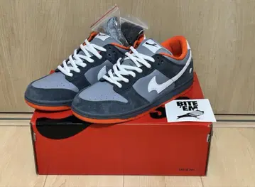오류 덩크 피존 Pigeon (검) DUNK SB 에스비 27cm