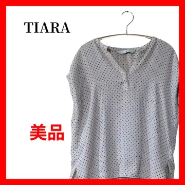TIALA 도트 무늬 블라우스 스키퍼 넥 넉넉한 비침 B1739