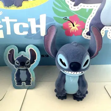 52TOYS 스티치