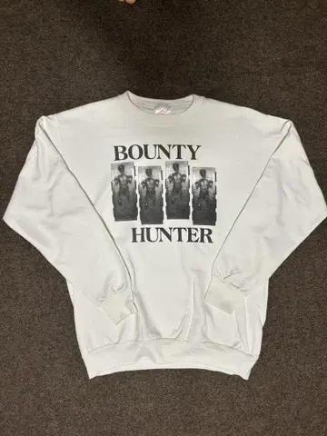bounty hunter 맨투맨
