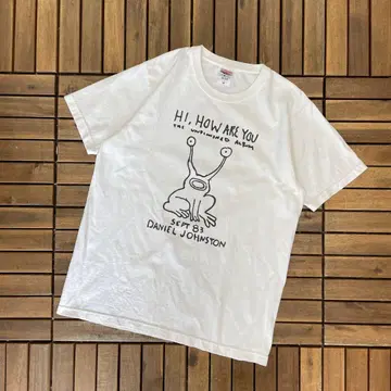 DANIEL JOHNSTON 크루넥 반팔 티셔츠
