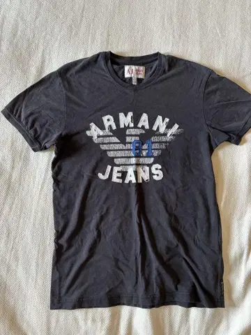 Armani Jeans 티셔츠 S 사이즈 다크 그레이
