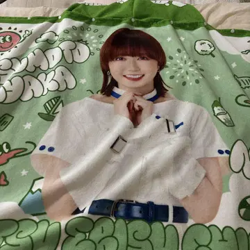 야스모토 아야카 후드 부착 타월