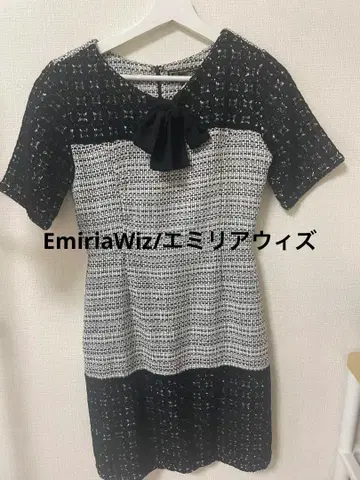 Emilia Wiz 에밀리아 위즈 트위드 원피스 화이트 블랙 S 리본