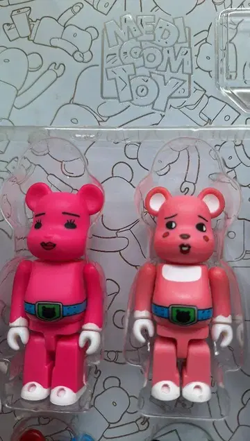 MEDICOM TOY 베어브릭 2개 세트 요시다 탱크