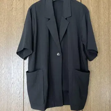 아바하우스 계열 NOMINE 하프 슬리브 테일러드 자켓 (블랙)
